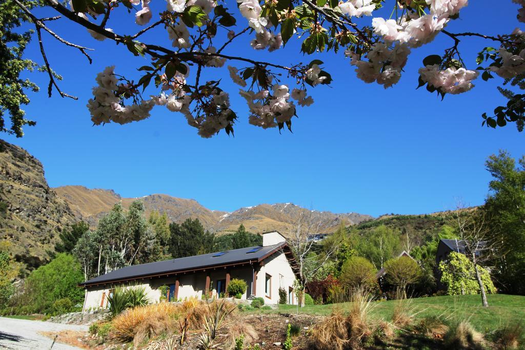 The Paddock Straw Bale Luxury Holiday House Arthurs Point Bagian luar foto