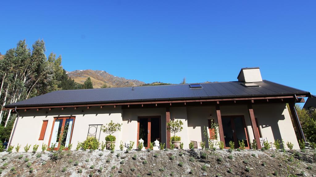 The Paddock Straw Bale Luxury Holiday House Arthurs Point Ruang foto